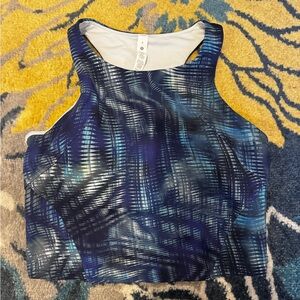 Lululemon Invigorate Training Tank Top
Shapeshifter Flux Blue Multi
Size 8